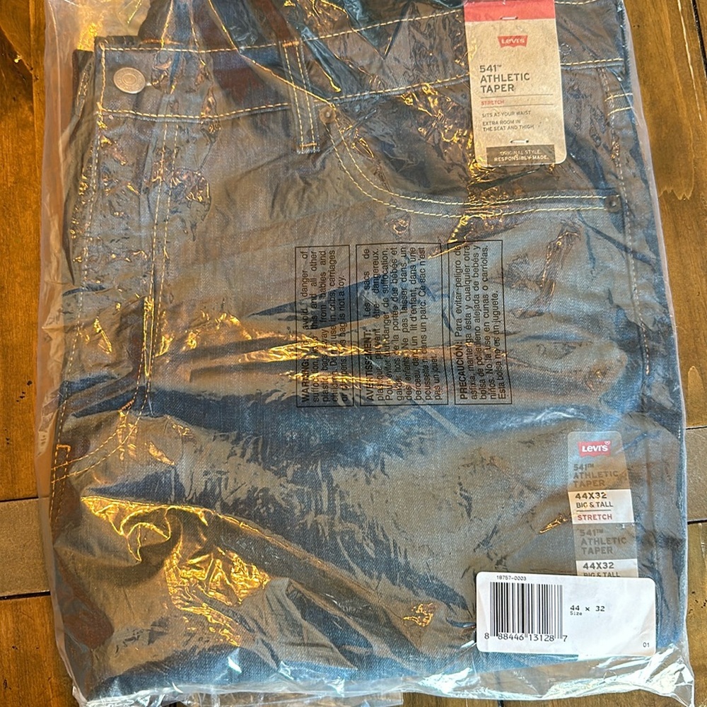 Levi’s 541 athletic taper big and tall